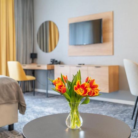 Lux Apartman V Hoteli Akvamarin Bešeňová エクステリア 写真